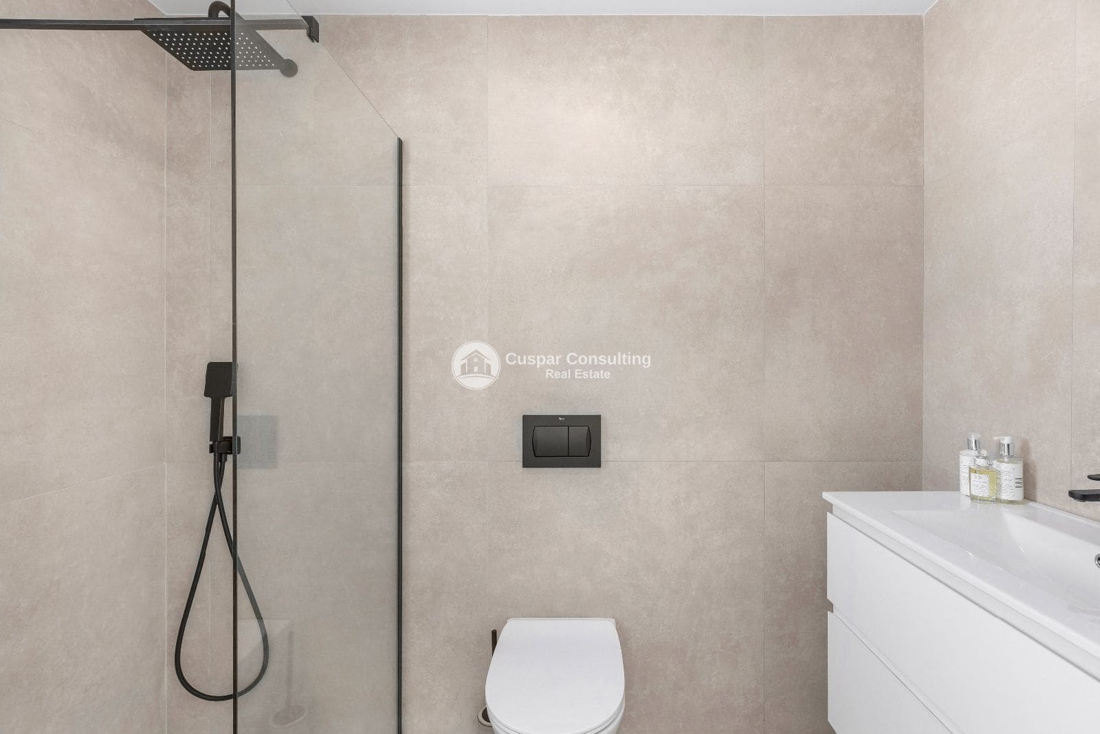 Chalet de 2 habitaciones en Los Alcázares en venta con piscina garaje - 439.000 € (Ref: 9688615)