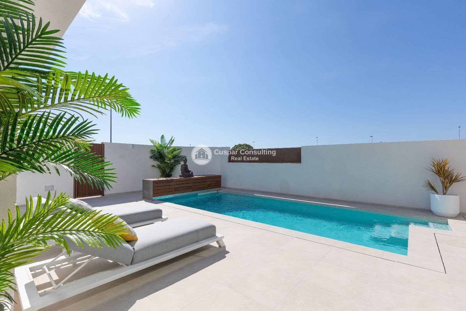 Chalet de 2 habitaciones en Los Alcázares en venta con piscina garaje - 439.000 € (Ref: 9688615)