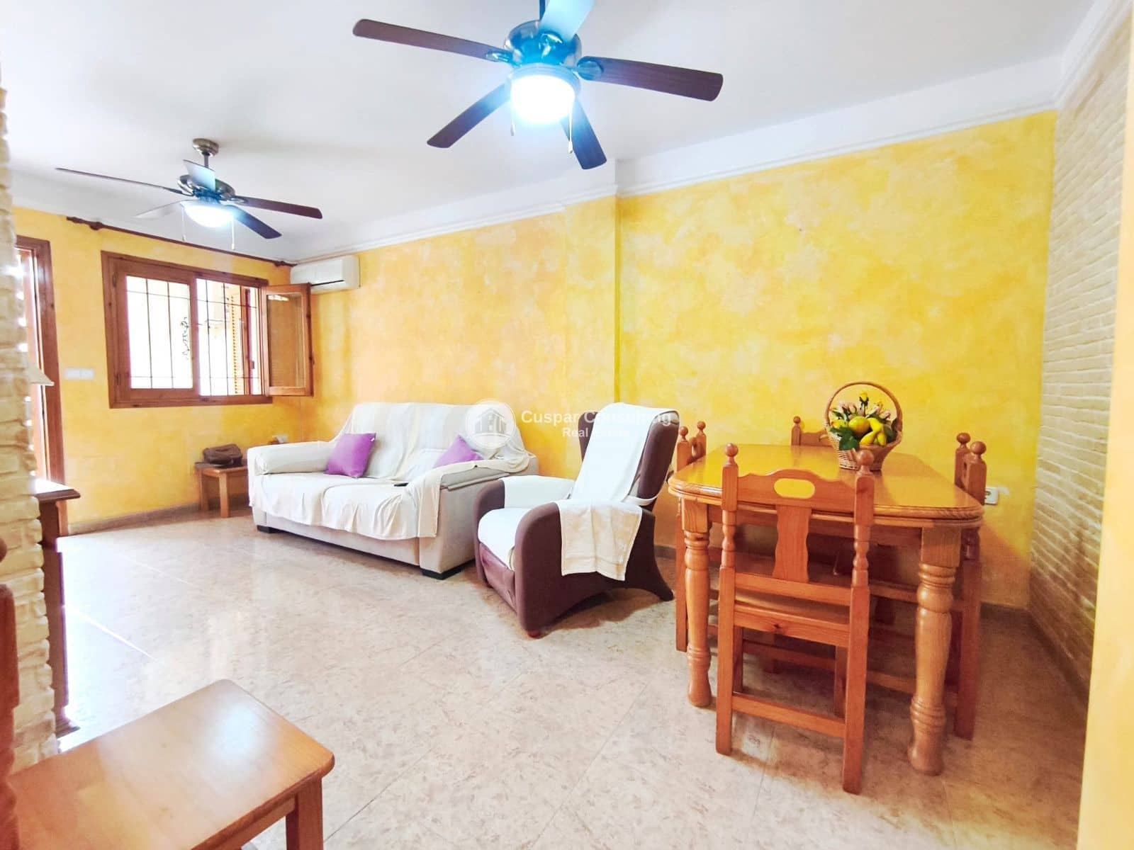 2 soverom Leilighet til salgs i Los Alcazares med garasje - € 155 000 (Ref: 9700172)