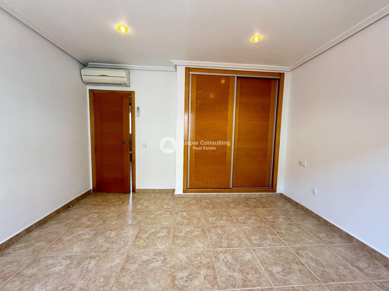 4 bedroom Flat for sale in Santiago de la Ribera - € 265,000 (Ref: 9714227)