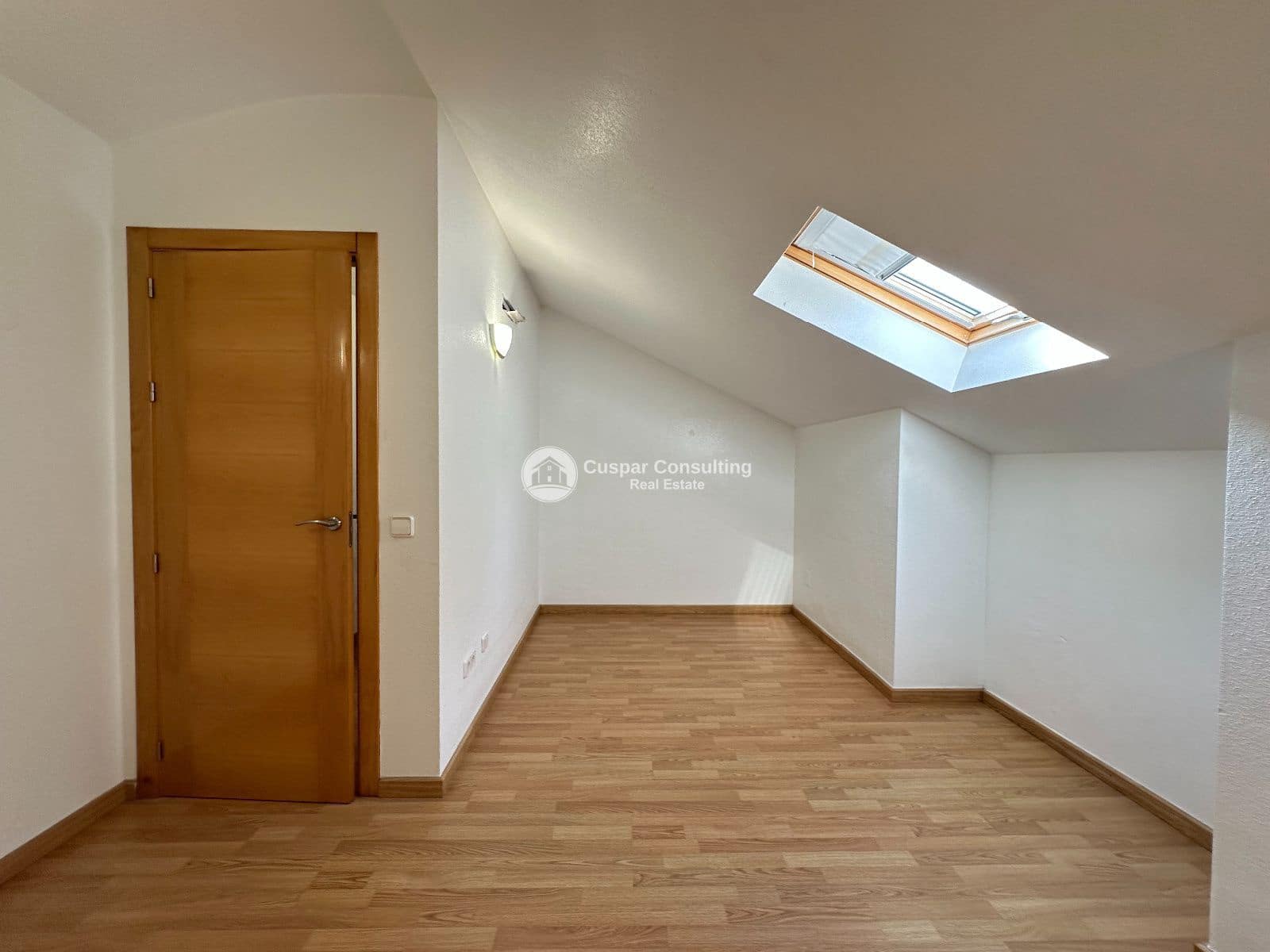 4 bedroom Flat for sale in Santiago de la Ribera - € 265,000 (Ref: 9714227)