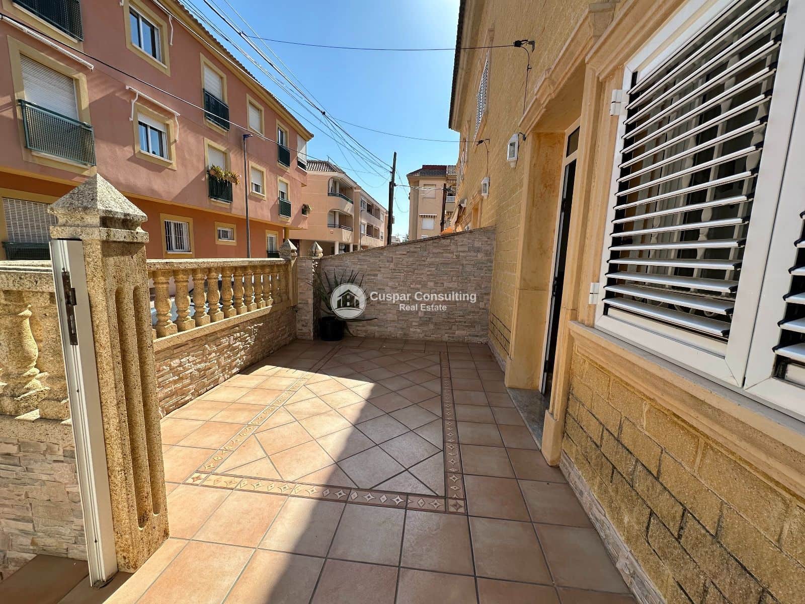 4 bedroom Flat for sale in Santiago de la Ribera - € 265,000 (Ref: 9714227)