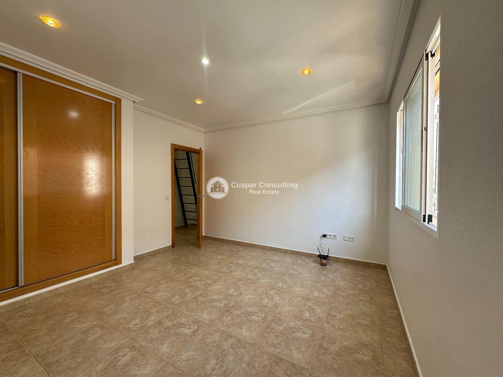 4 bedroom Flat for sale in Santiago de la Ribera with garage - € 265,000 (Ref: 9714228)