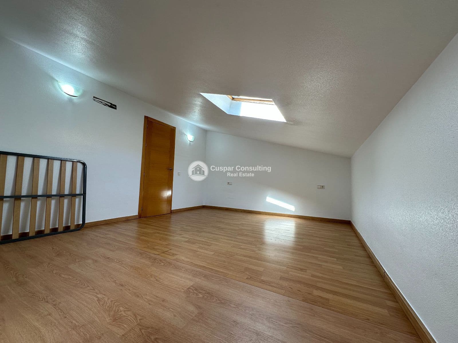 4 bedroom Flat for sale in Santiago de la Ribera with garage - € 265,000 (Ref: 9714228)