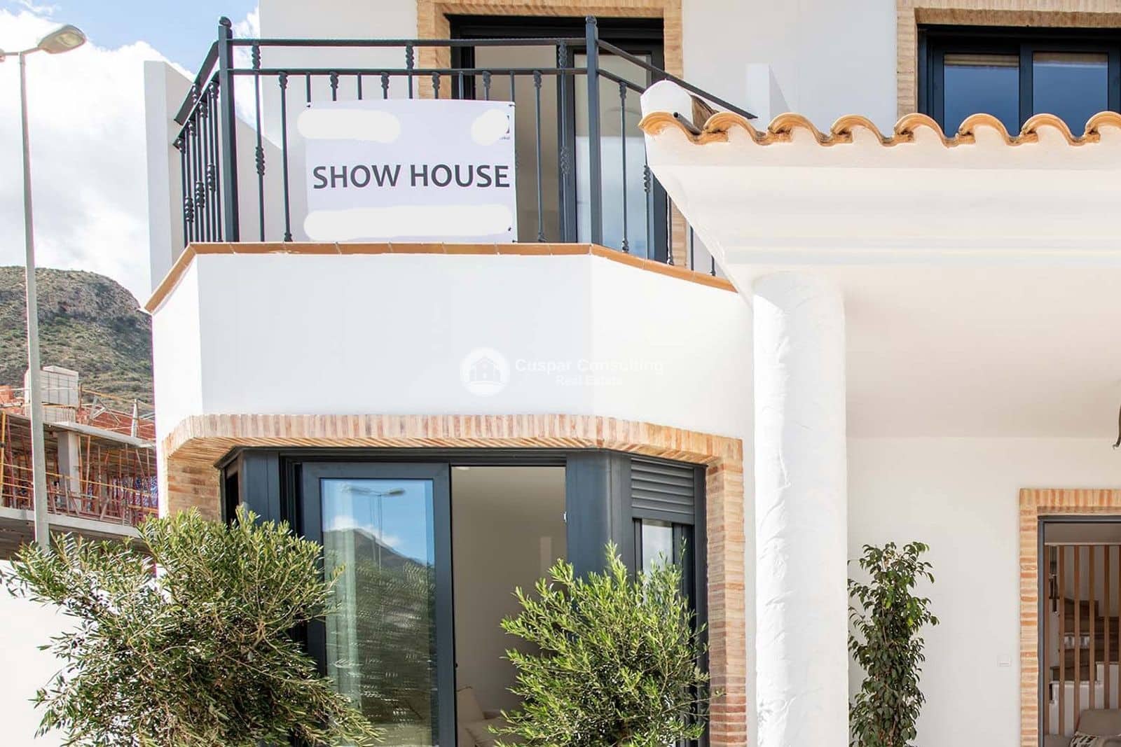 3 bedroom Townhouse for sale in Cox with pool garage - € 255,000 (Ref: 9730721)