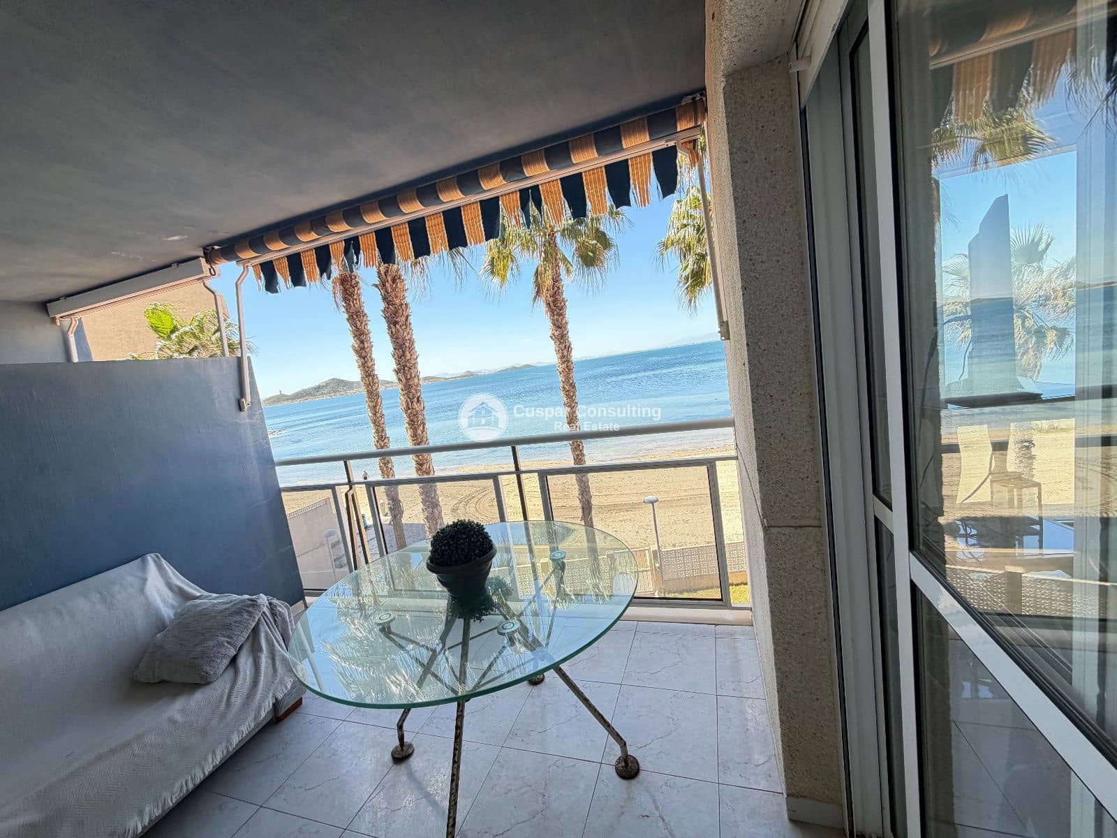 2 sovrum Lägenhet till salu i La Manga del Mar Menor med pool garage - 195 000 € (Ref: 9737215)