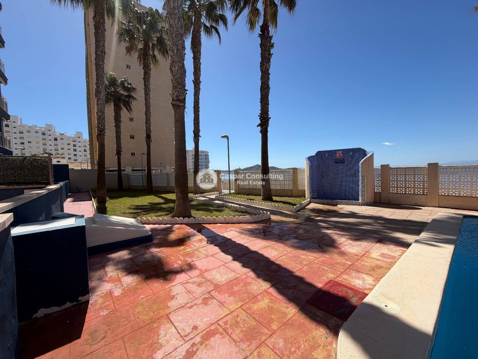 2 sovrum Lägenhet till salu i La Manga del Mar Menor med pool garage - 195 000 € (Ref: 9737215)