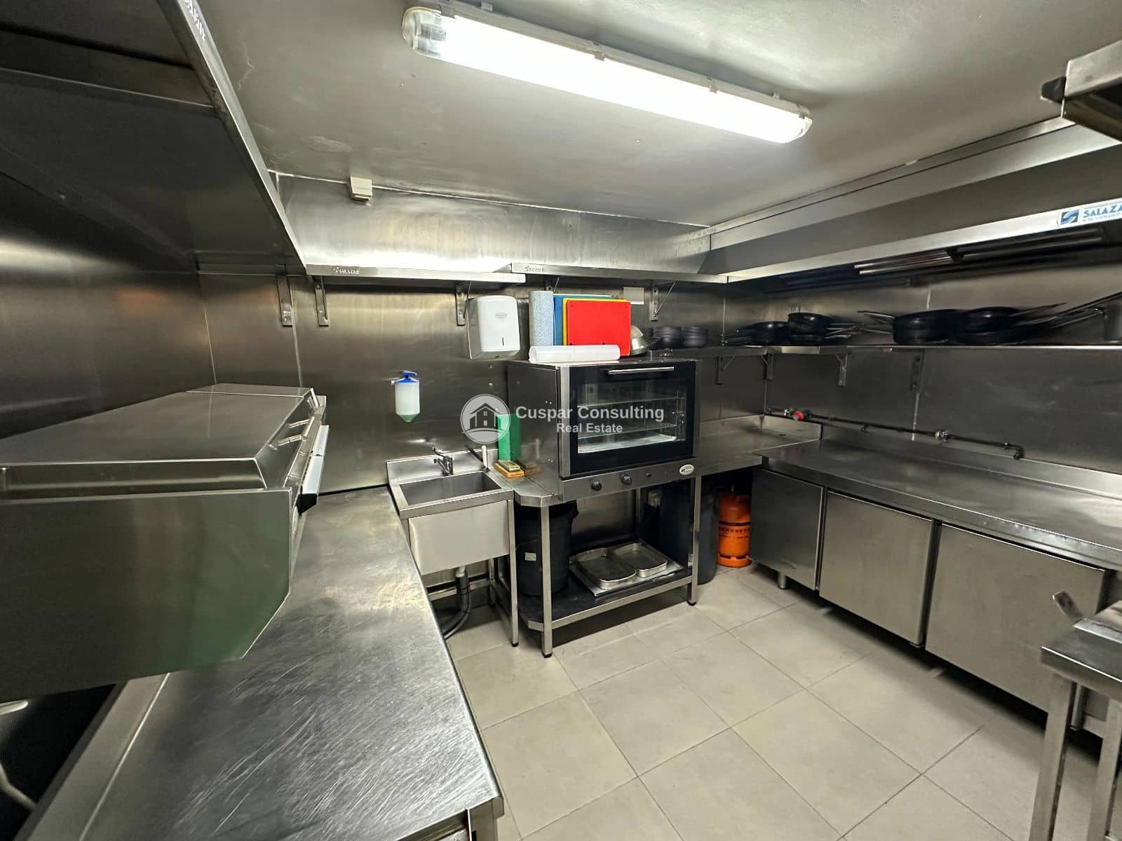 Commercial for sale in Los Alcazares - € 365,000 (Ref: 9748416)