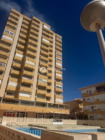 2 chambre Appartement à vendre à La Manga del Mar Menor avec piscine garage - 215 000 € (Ref: 9749363)