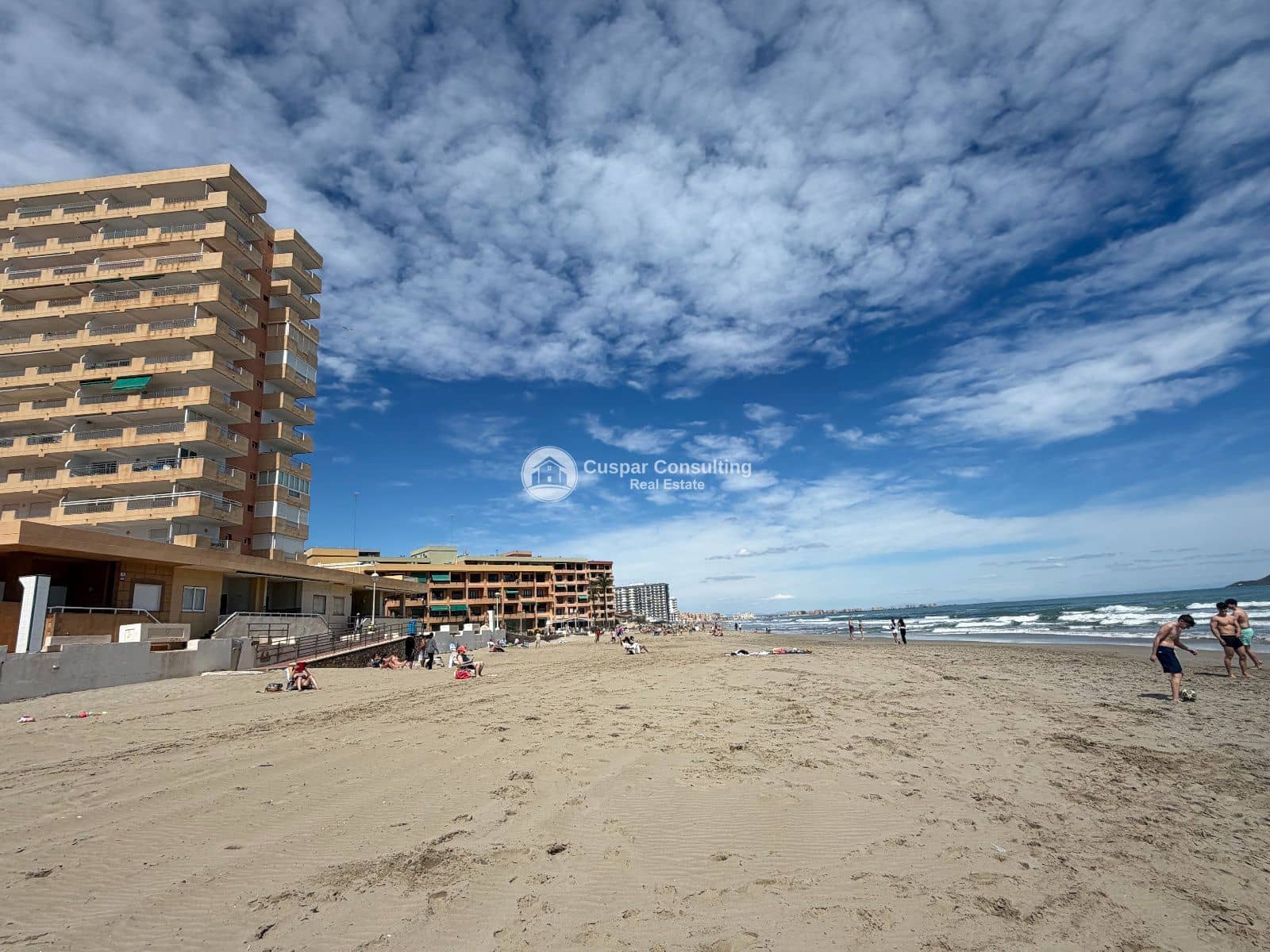 2 chambre Appartement à vendre à La Manga del Mar Menor avec piscine garage - 215 000 € (Ref: 9749363)