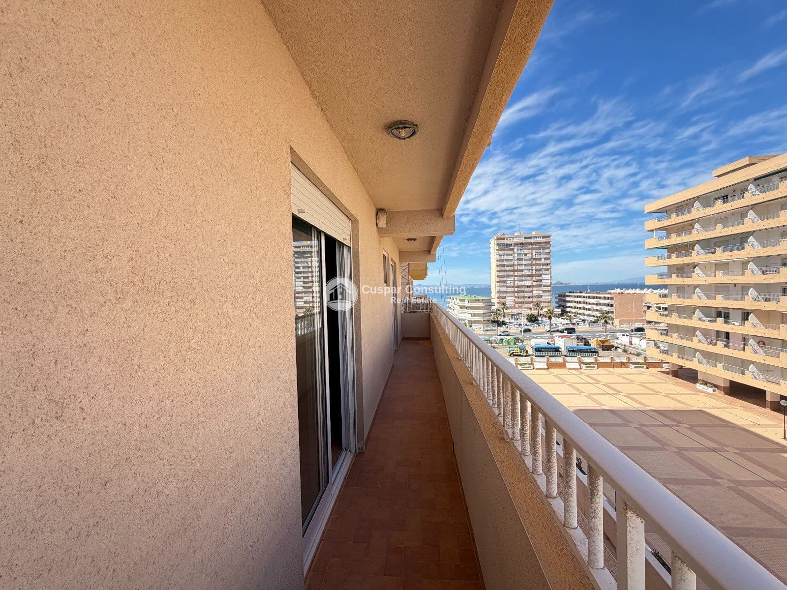 2 chambre Appartement à vendre à La Manga del Mar Menor avec piscine garage - 215 000 € (Ref: 9749363)