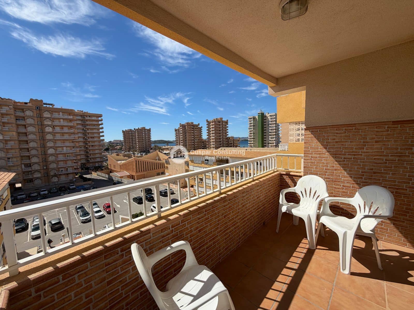2 chambre Appartement à vendre à La Manga del Mar Menor avec piscine garage - 215 000 € (Ref: 9749363)