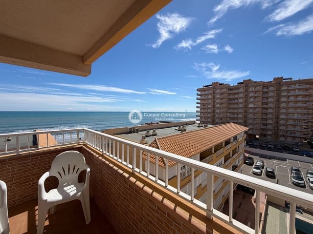 2 makuuhuone Asunto myytävänä paikassa La Manga del Mar Menor mukana uima-altaan 
autotalli - 215 000 € (Ref: 9749363)