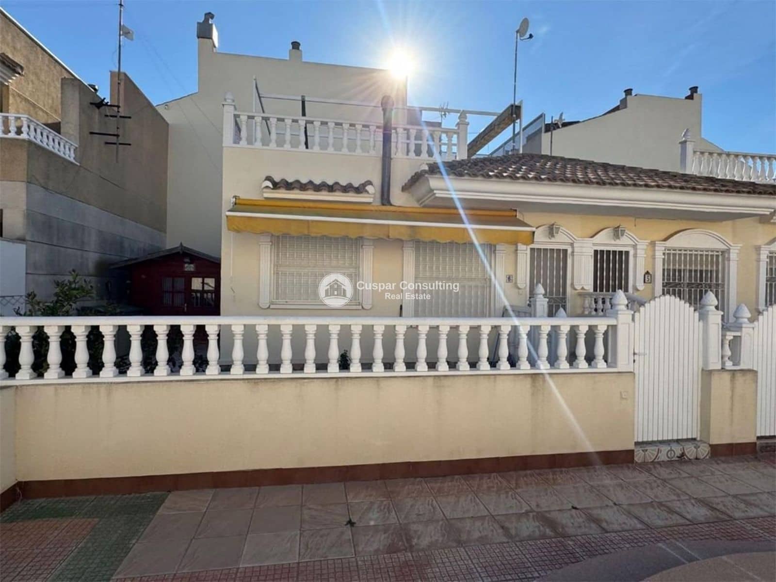 2 sovrum Hus till salu i Los Alcazares med pool garage - 169 900 € (Ref: 9753631)