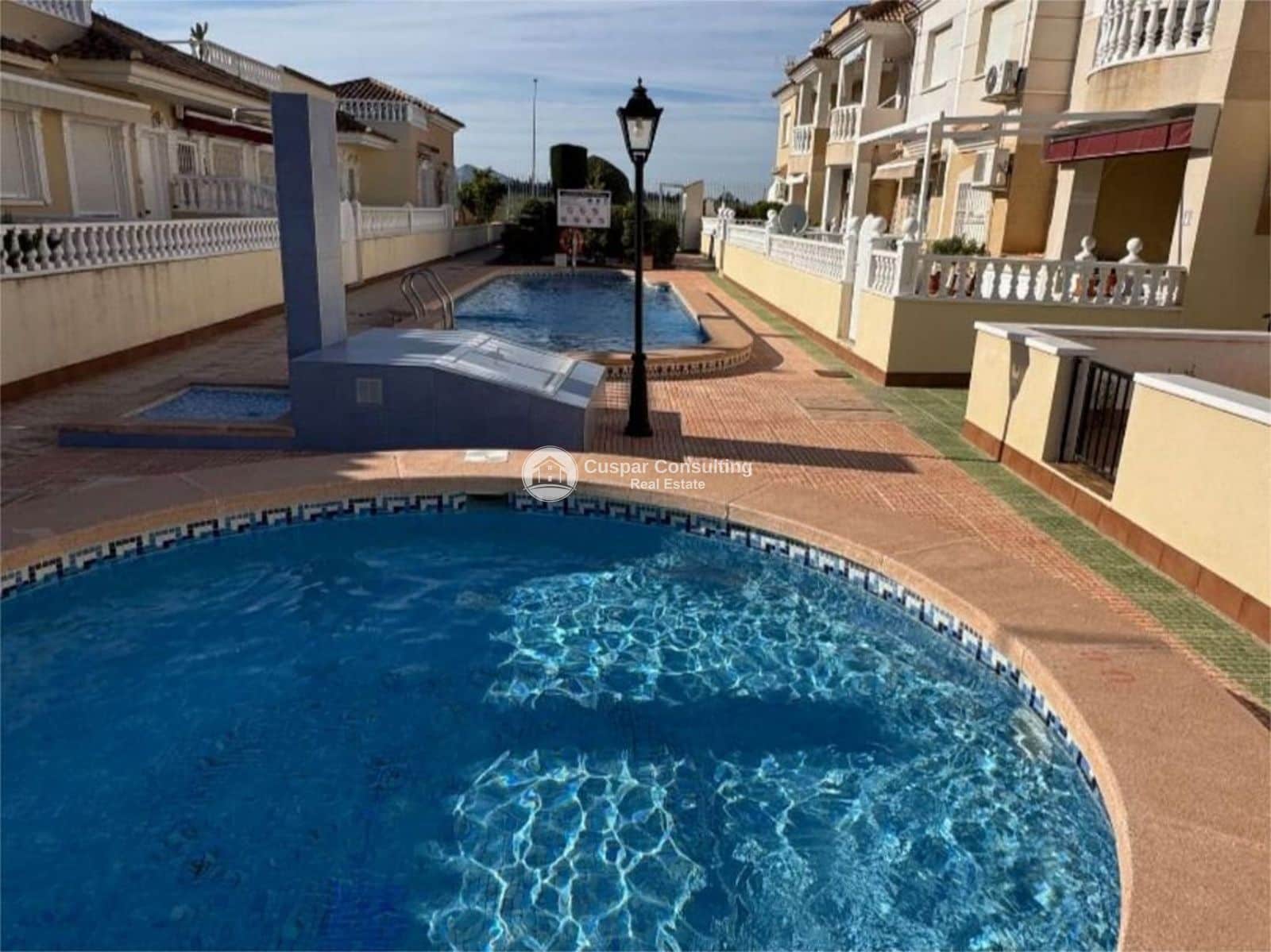 2 sovrum Hus till salu i Los Alcazares med pool garage - 169 900 € (Ref: 9753631)