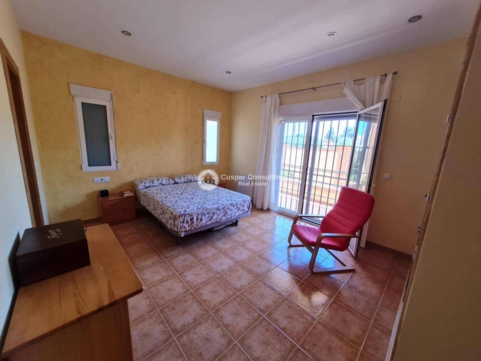 4 soverom Villa til salgs i Los Alcazares med svømmebasseng garasje - € 310 000 (Ref: 9759431)