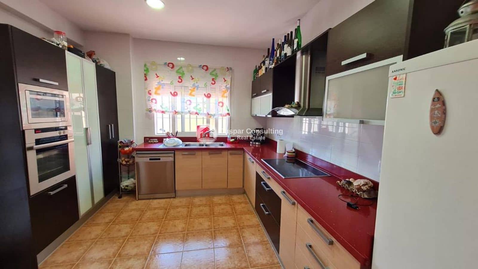 4 soverom Villa til salgs i Los Alcazares med svømmebasseng garasje - € 310 000 (Ref: 9759431)