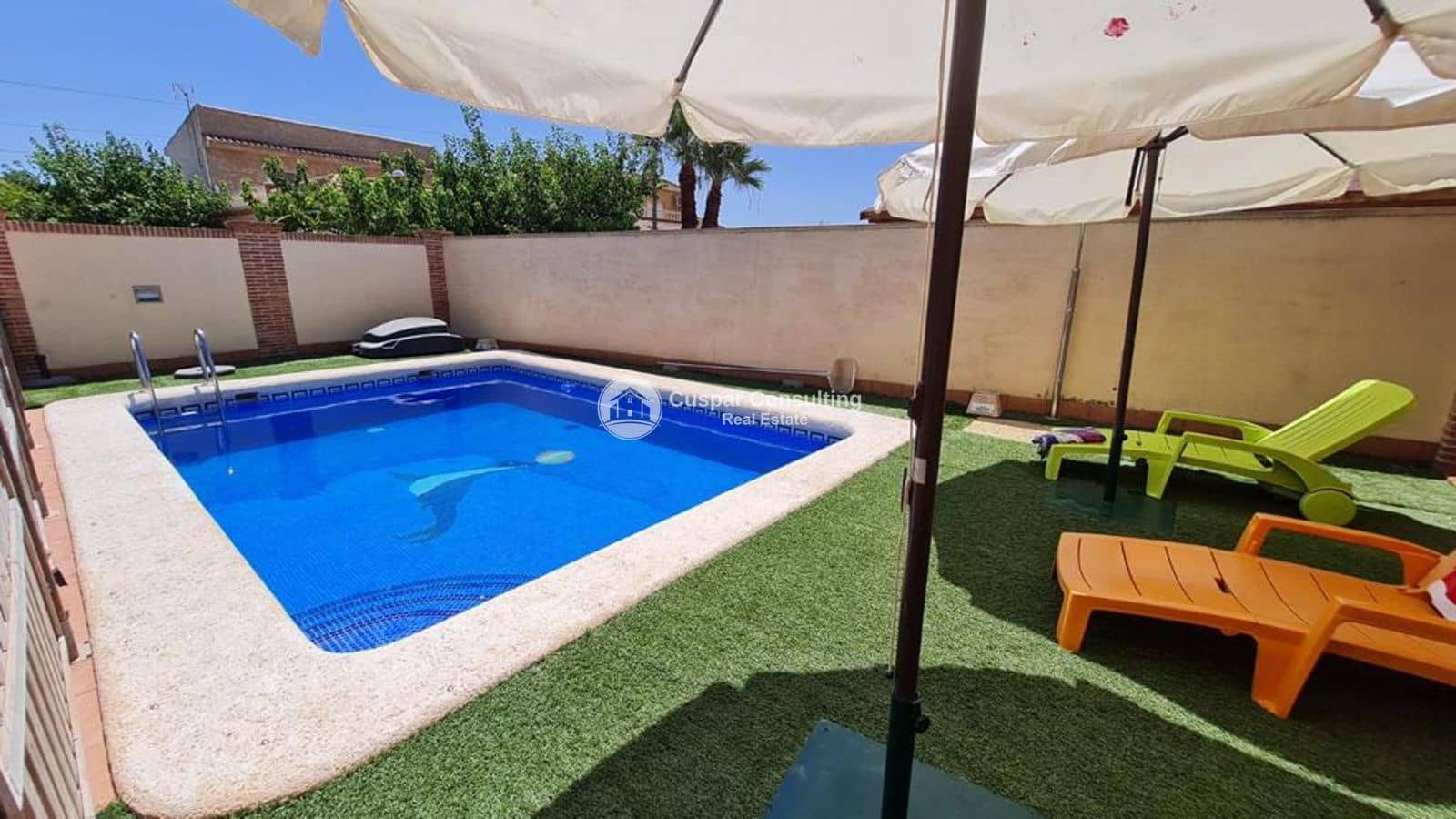 4 soverom Villa til salgs i Los Alcazares med svømmebasseng garasje - € 310 000 (Ref: 9759431)