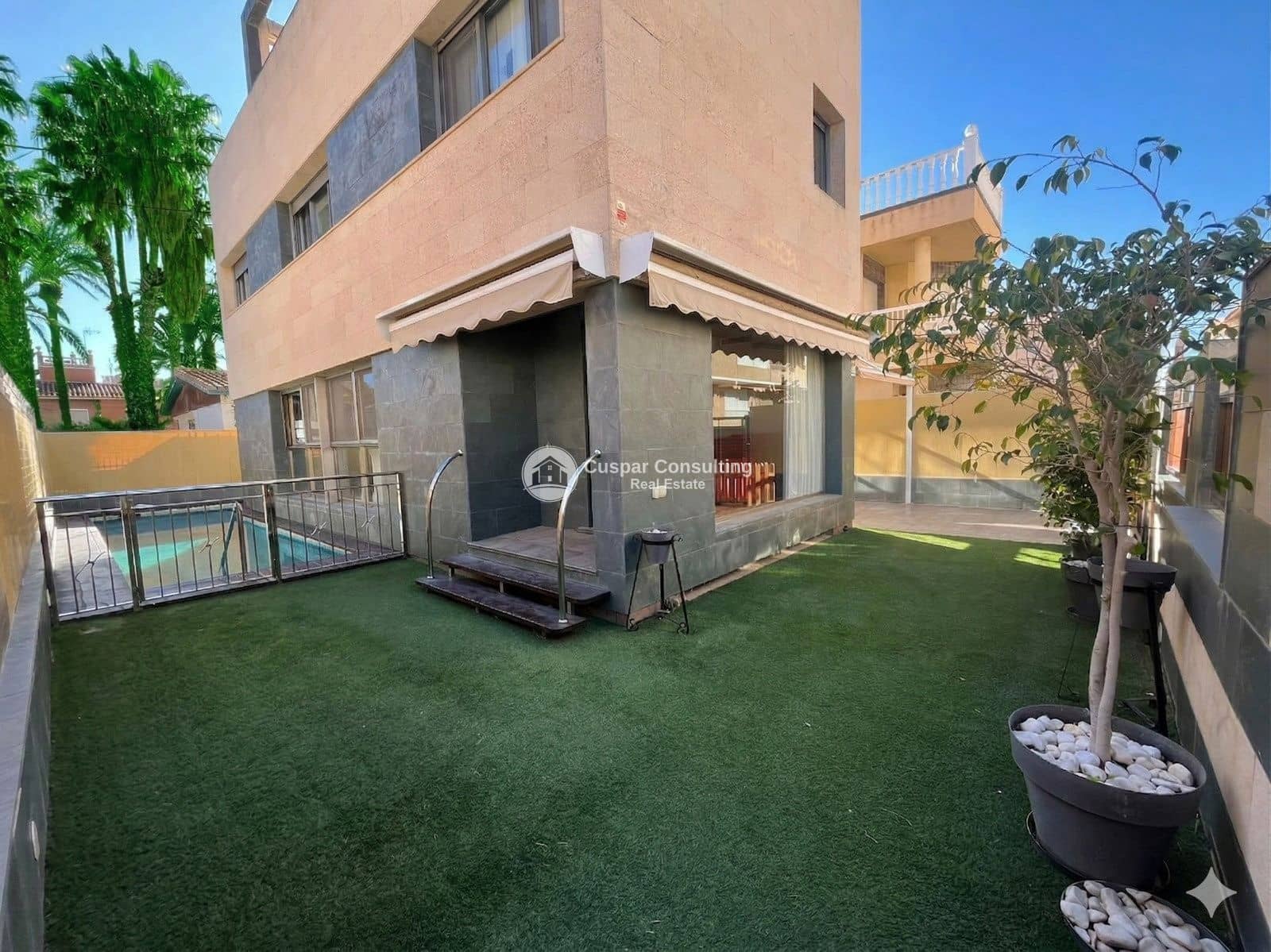 3 slaapkamer Villa te koop in Lo Pagan met zwembad garage - € 374.995 (Ref: 9760116)