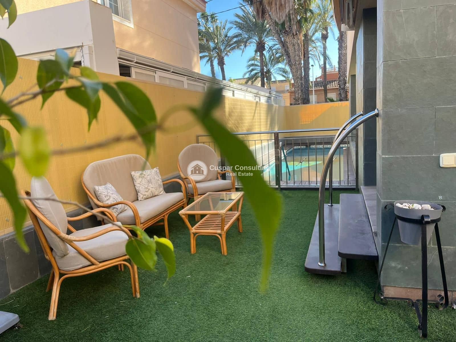 3 slaapkamer Villa te koop in Lo Pagan met zwembad garage - € 374.995 (Ref: 9760116)