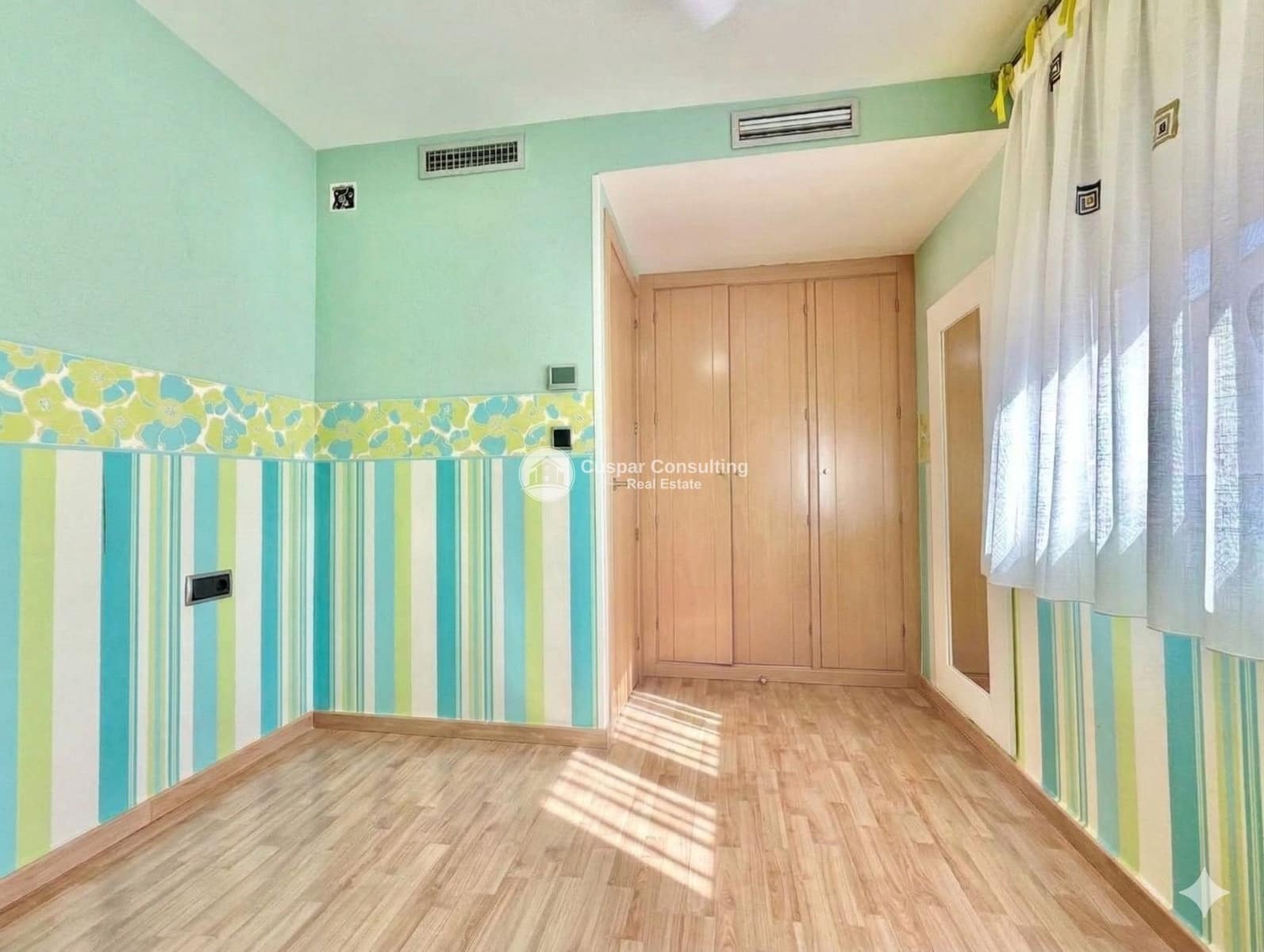 3 slaapkamer Villa te koop in Lo Pagan met zwembad garage - € 374.995 (Ref: 9760116)