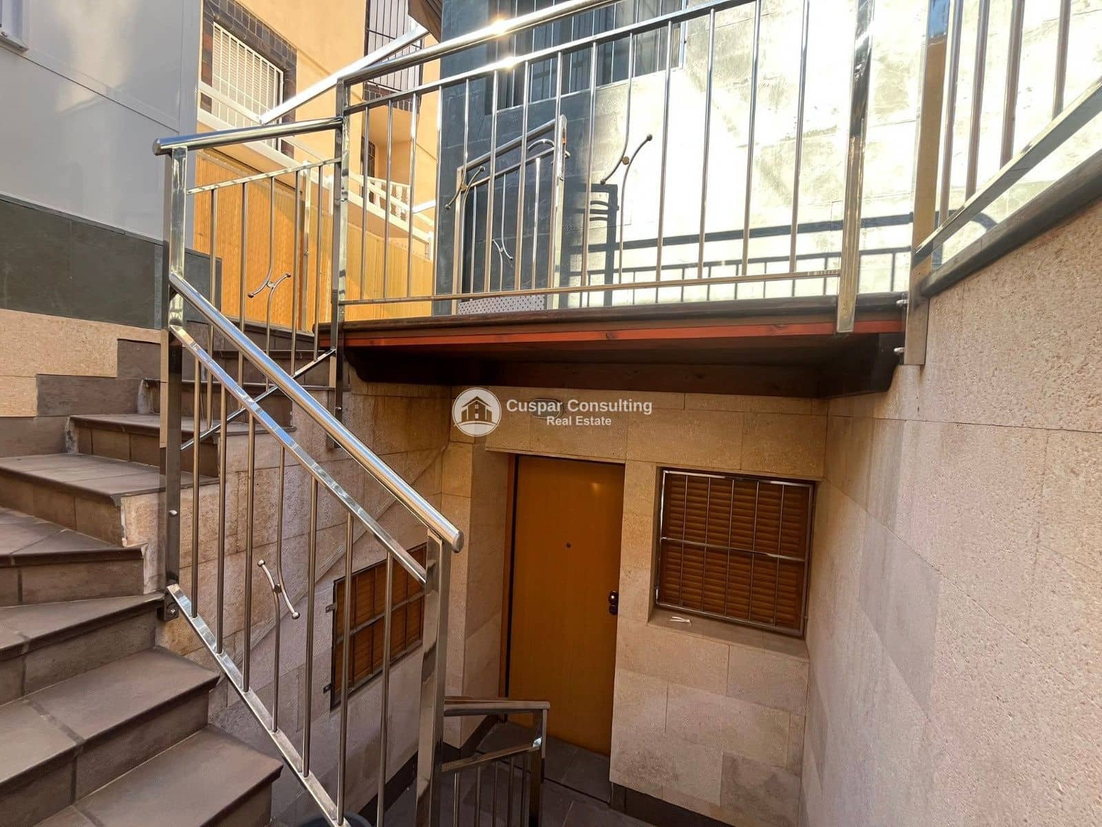 3 slaapkamer Villa te koop in Lo Pagan met zwembad garage - € 374.995 (Ref: 9760116)