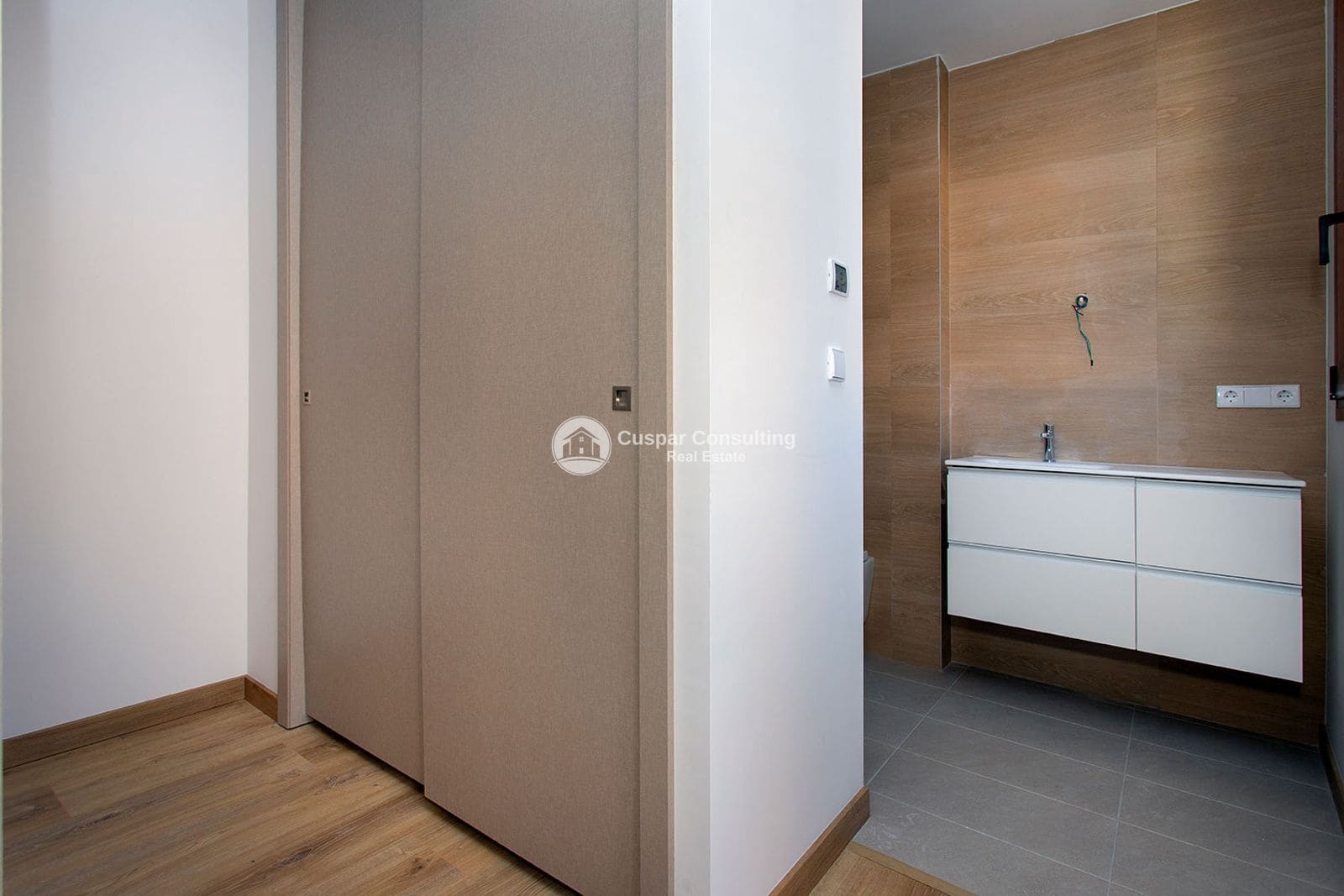 Piso de 3 habitaciones en Alicante / Alacant ciudad en venta - 230.000 € (Ref: 9773458)