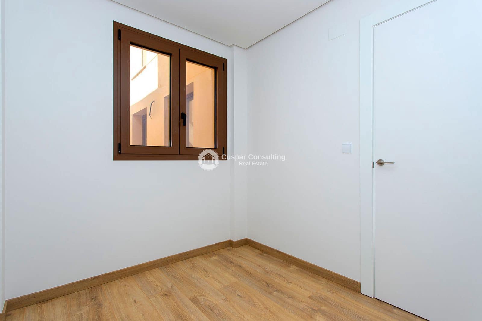 Piso de 3 habitaciones en Alicante / Alacant ciudad en venta - 230.000 € (Ref: 9773458)