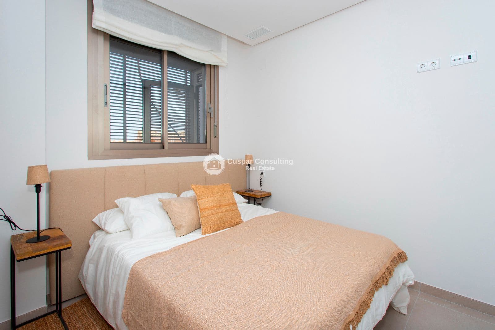 3 sypialnia Mieszkanie na sprzedaż w Santa Pola z basenem garażem - 375 000 € (Ref: 9773459)