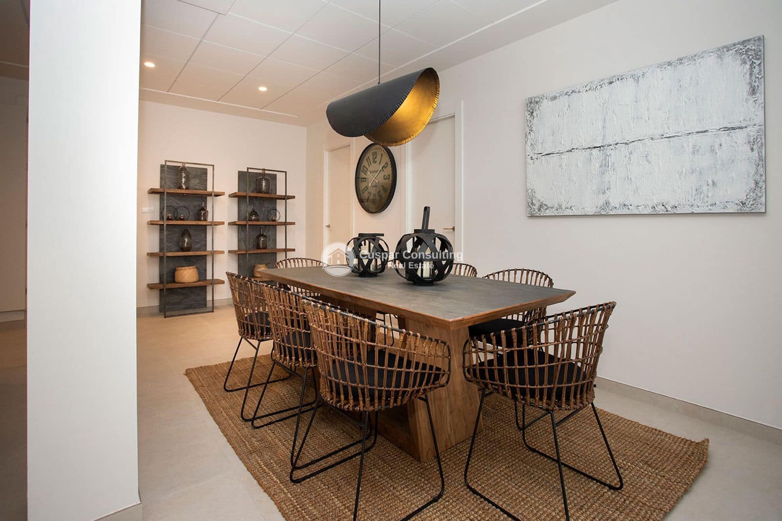 3 soverom Villa til salgs i Alicante by med svømmebasseng garasje - € 357 250 (Ref: 9778457)