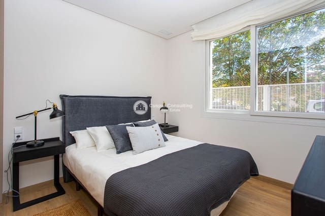 3 soverom Villa til salgs i Alicante by med svømmebasseng garasje - € 357 250 (Ref: 9778457)