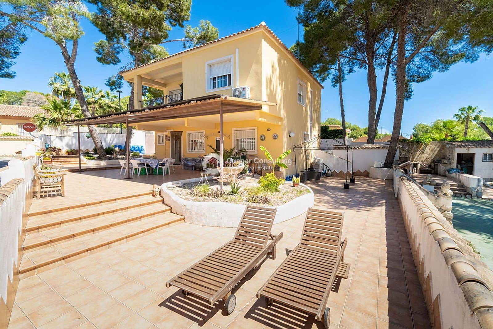 3 bedroom Villa for sale in Pinar de Campoverde with garage - € 375,000 (Ref: 9843983)
