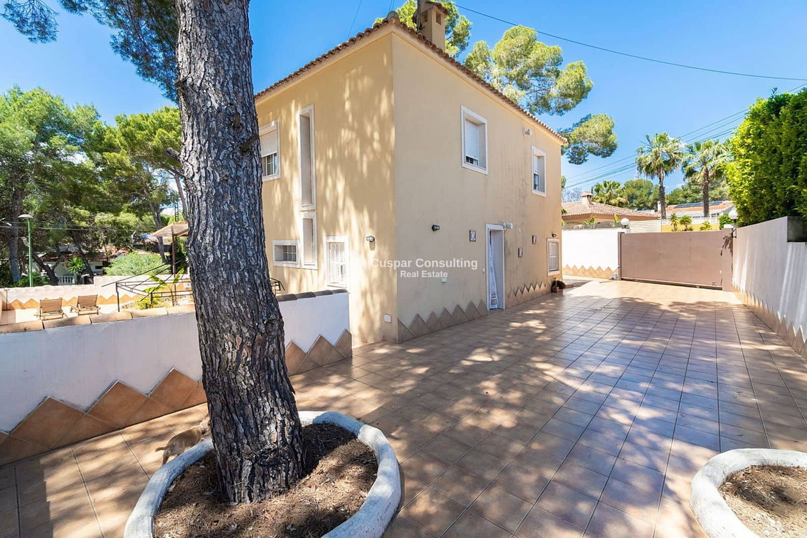 3 bedroom Villa for sale in Pinar de Campoverde with garage - € 375,000 (Ref: 9843983)