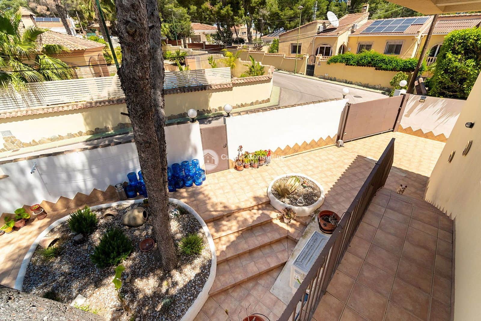 3 bedroom Villa for sale in Pinar de Campoverde with garage - € 375,000 (Ref: 9843983)