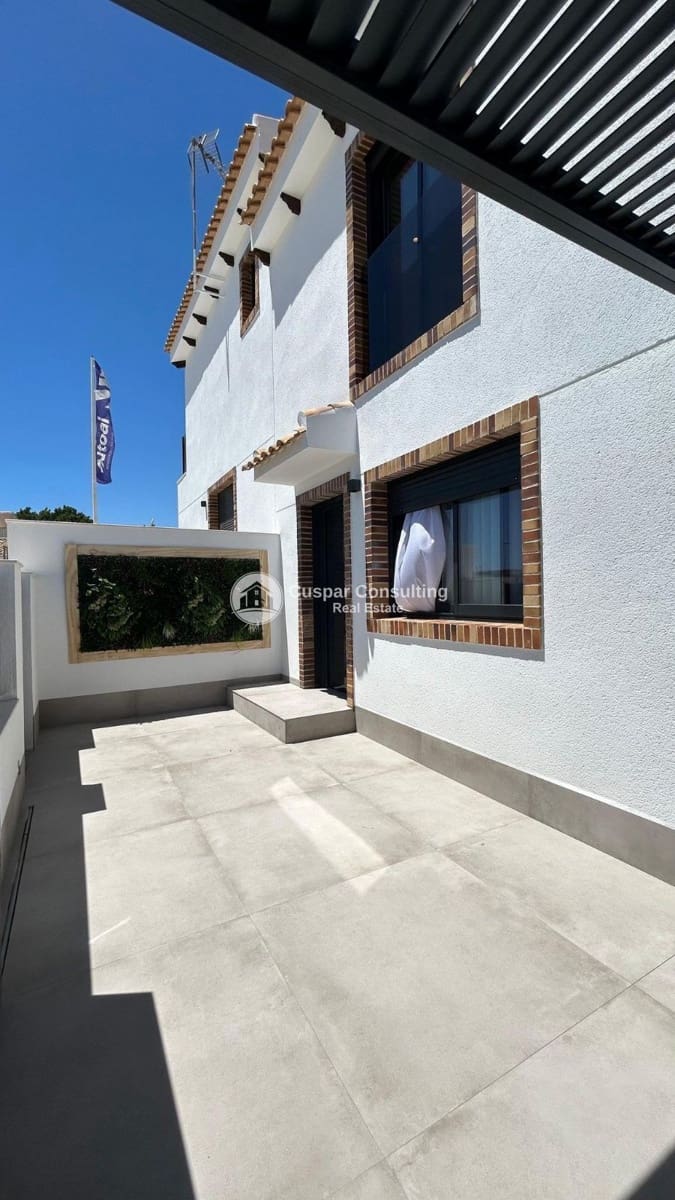 3 camera da letto Casa in vendita in Pilar de la Horadada con garage - 299.900 € (Rif: 9867483)