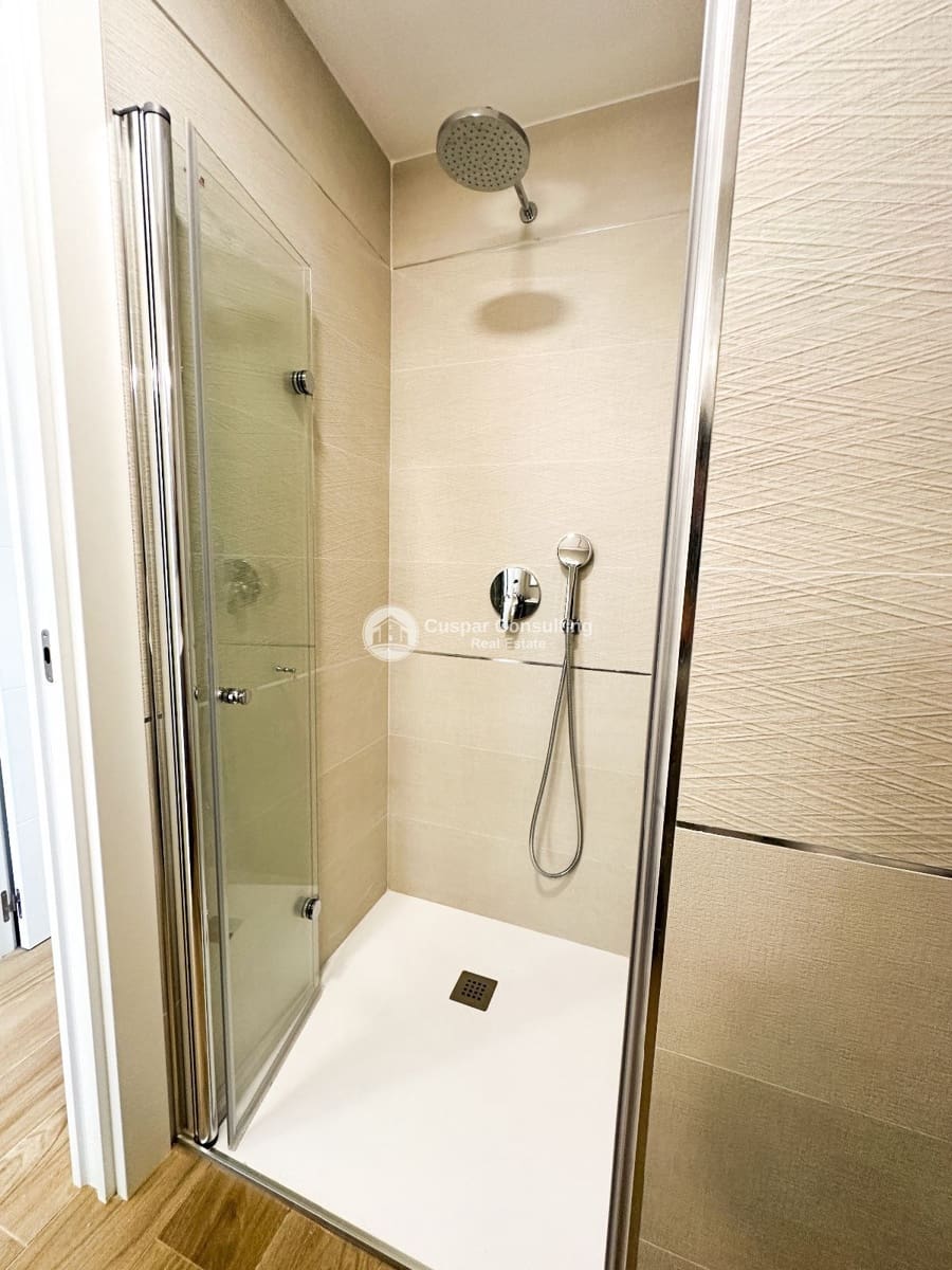 2 camera da letto Attico in vendita in Torrevieja con piscina garage - 359.900 € (Rif: 9879894)