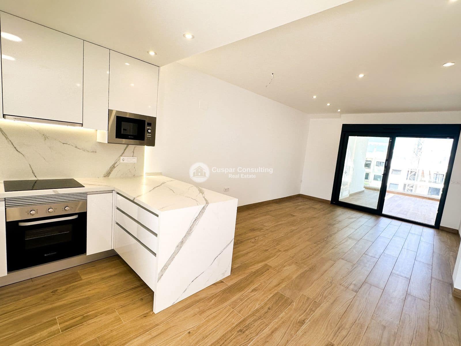 2 camera da letto Attico in vendita in Torrevieja con piscina garage - 359.900 € (Rif: 9879894)