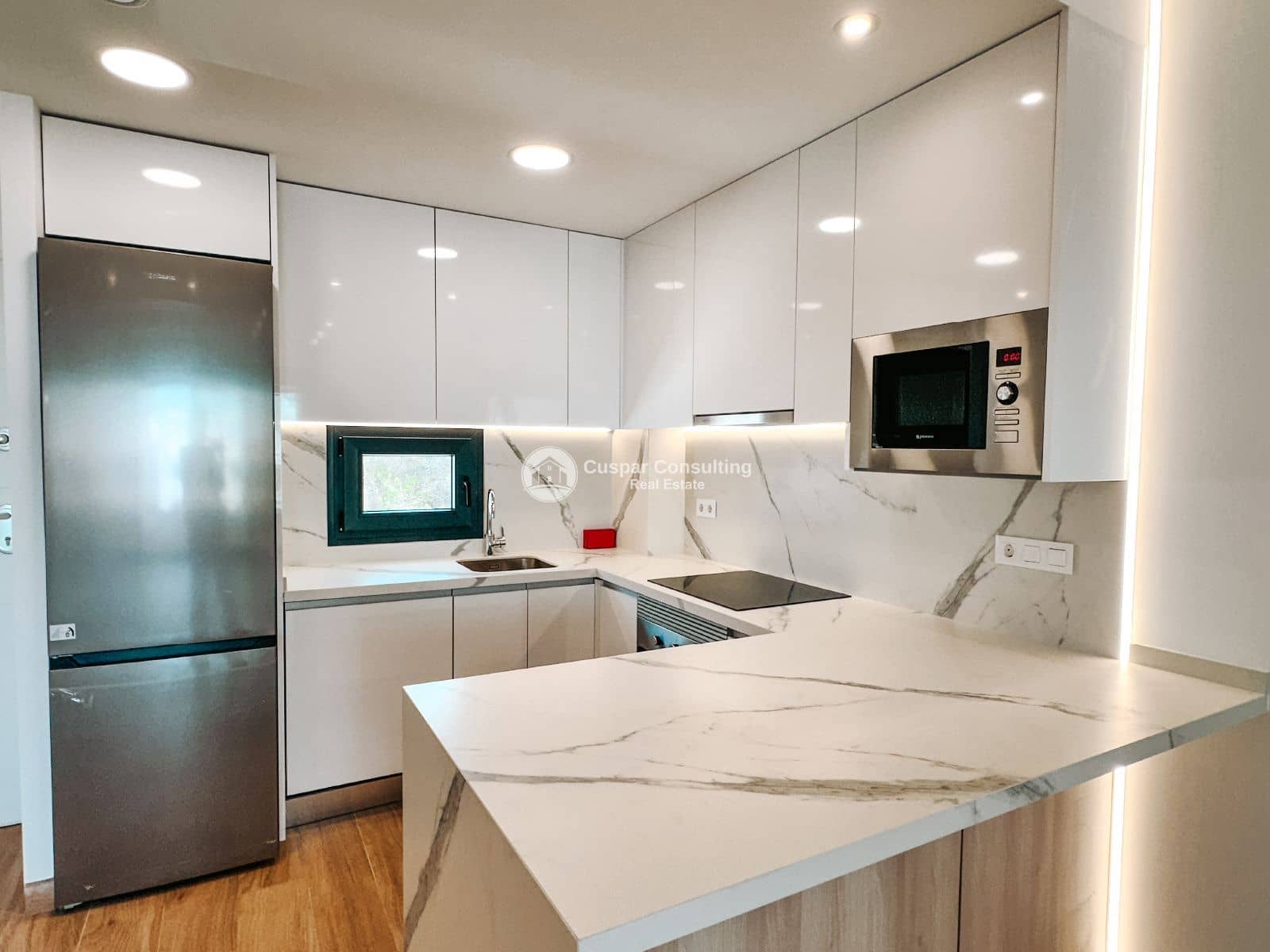 2 camera da letto Attico in vendita in Torrevieja con piscina garage - 359.900 € (Rif: 9879894)