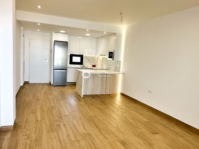 2 soveværelse Penthouse til salg i Torrevieja med swimmingpool garage - € 359.900 (Ref: 9879894)