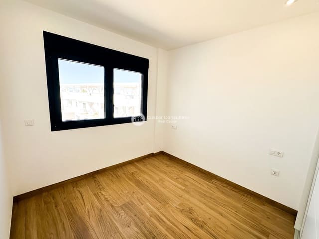 2 soveværelse Penthouse til salg i Torrevieja med swimmingpool garage - € 359.900 (Ref: 9879894)