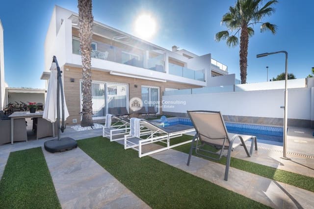 3 soverom Villa til salgs i San Pedro del Pinatar ciudad, San Pedro del Pinatar med svømmebasseng - € 425 000 (Ref: 9893093)