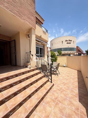3 soverom Hus til salgs i San Pedro del Pinatar ciudad, San Pedro del Pinatar med garasje - € 335 000 (Ref: 9895283)