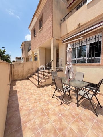 3 soverom Hus til salgs i San Pedro del Pinatar ciudad, San Pedro del Pinatar med garasje - € 335 000 (Ref: 9895283)