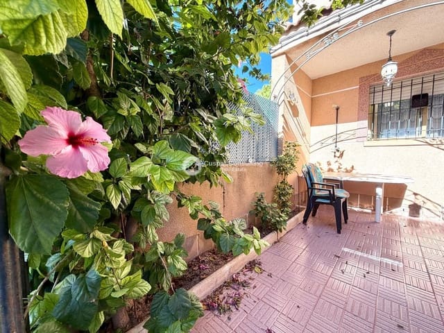 4 makuuhuone Omakotitalo myytävänä paikassa Lo Pagan, San Pedro del Pinatar - 154 900 € (Ref: 9902367)