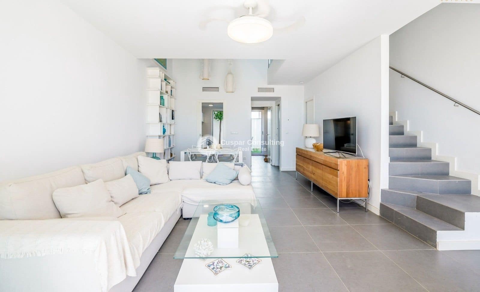 3 bedroom Villa for sale in Pilar de la Horadada with pool garage - € 658,000 (Ref: 9902368)