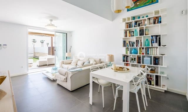 3 bedroom Villa for sale in El Mojon, Pilar de la Horadada with pool garage - € 658,000 (Ref: 9902368)