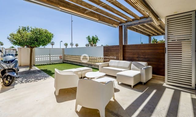 3 bedroom Villa for sale in El Mojon, Pilar de la Horadada with pool garage - € 658,000 (Ref: 9902368)