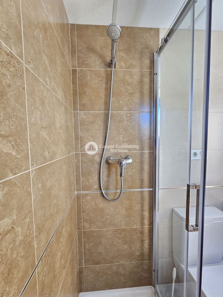 2 sypialnia Mieszkanie na sprzedaż w Los Alcazares z basenem garażem - 204 900 € (Ref: 9913776)