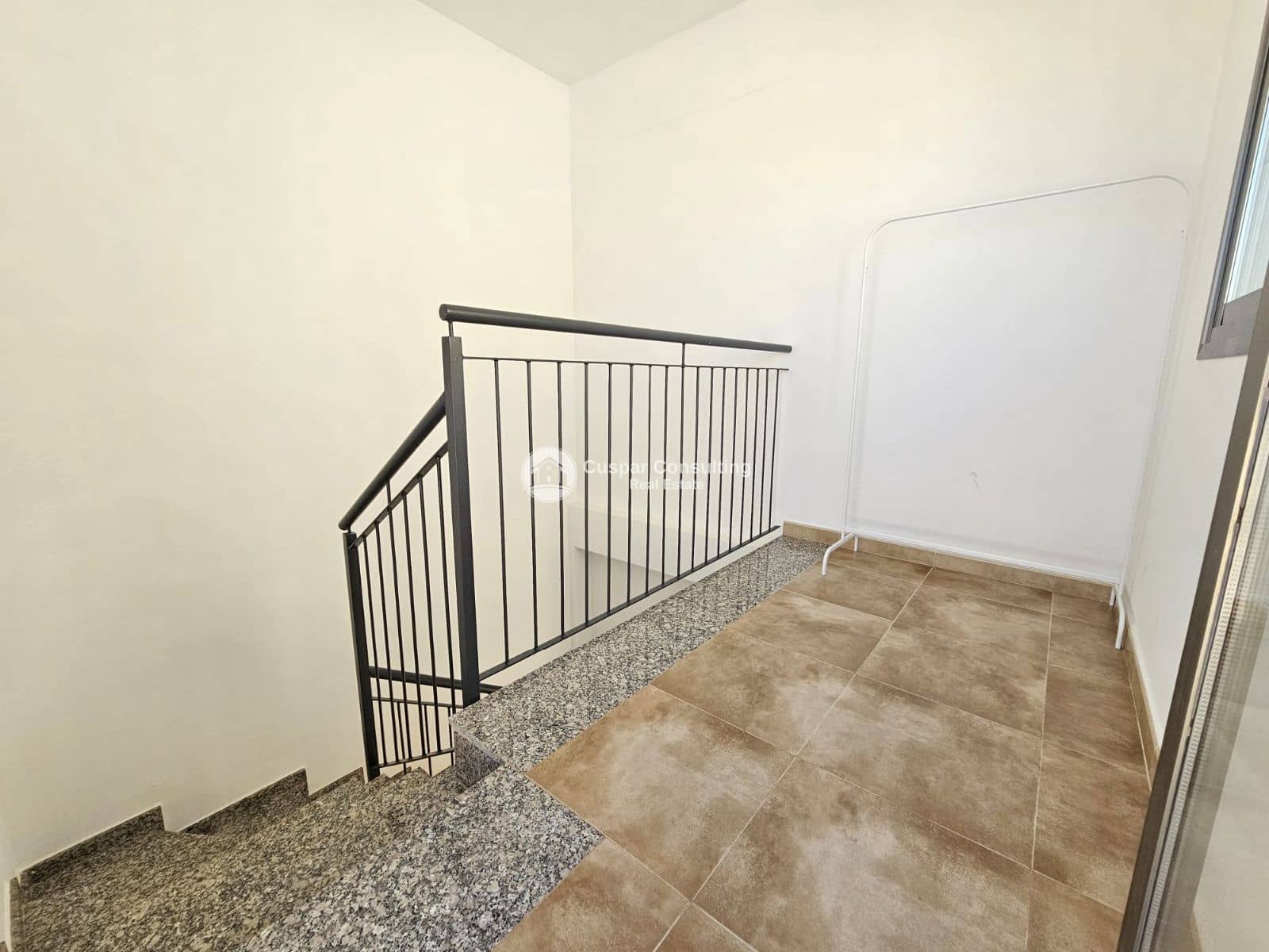 2 sypialnia Mieszkanie na sprzedaż w Los Alcazares z basenem garażem - 204 900 € (Ref: 9913776)