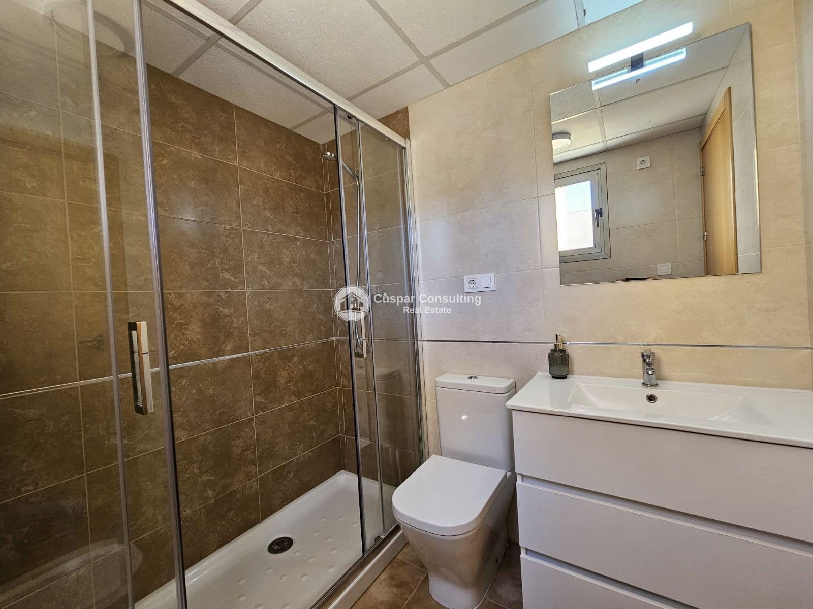 2 sypialnia Mieszkanie na sprzedaż w Los Alcazares z basenem garażem - 204 900 € (Ref: 9913776)